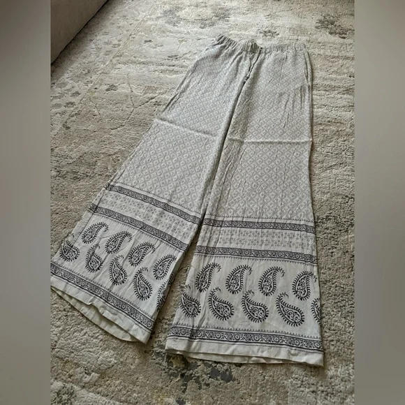 H&M Pattern Pants - Picture 5 of 10